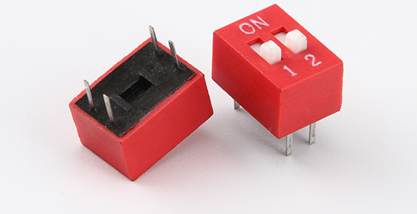 2位撥碼開關(guān)實(shí)圖 2位撥碼開關(guān)實(shí)圖