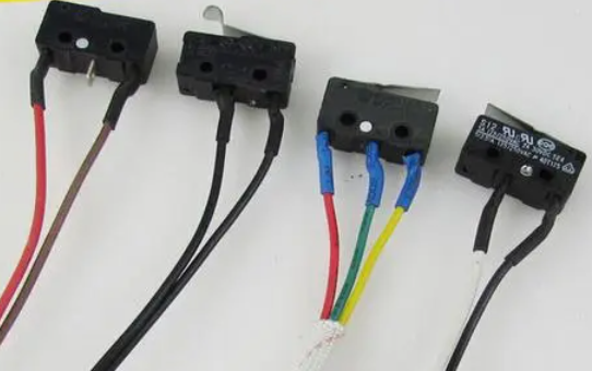 微動(dòng)開關(guān)接線