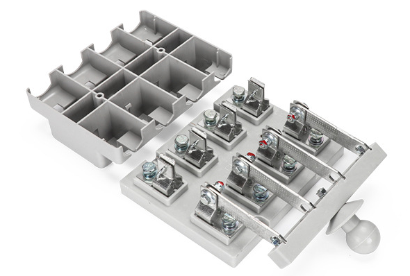 刀開(kāi)關(guān)